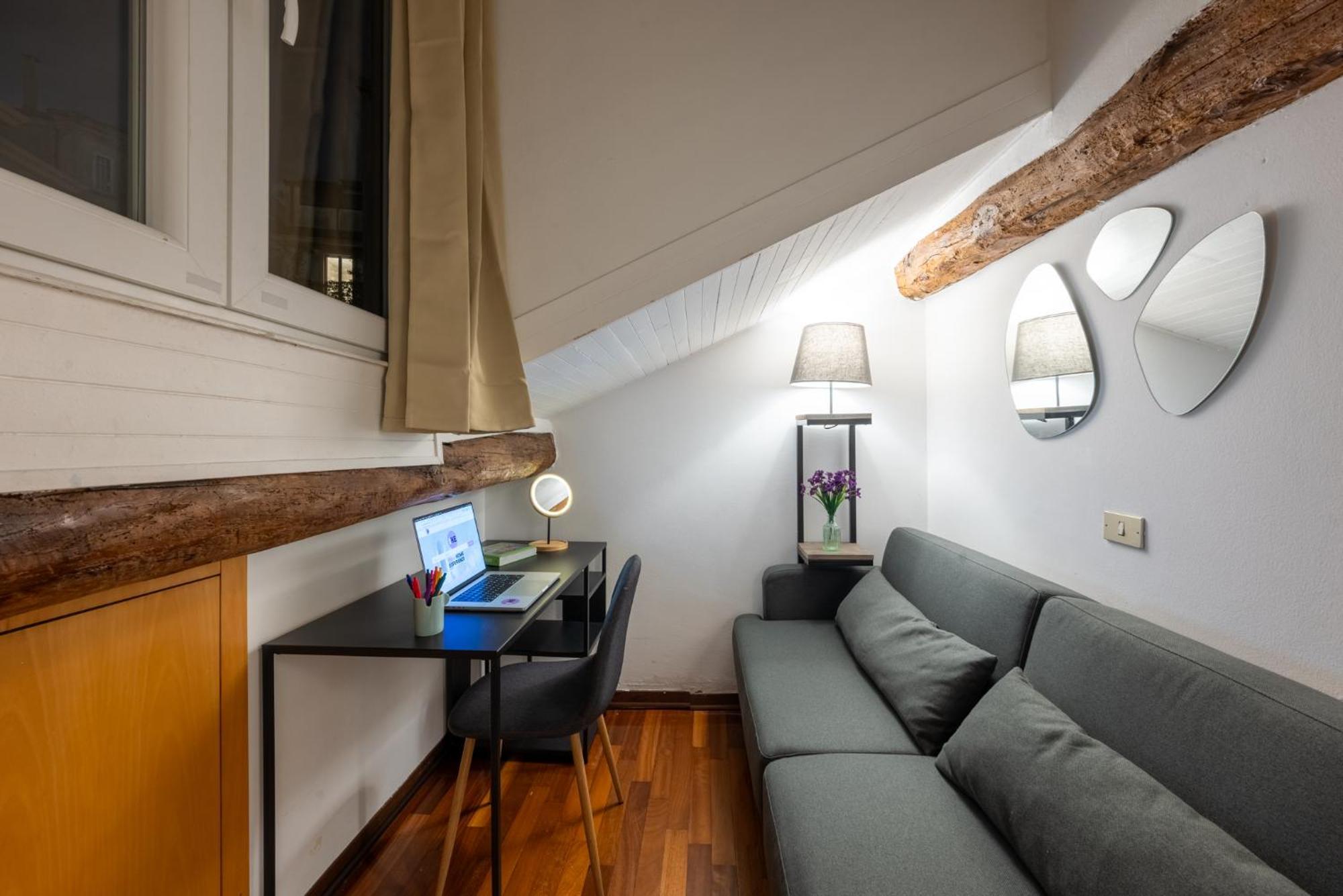 Apartment The Mirror Attic - Moscova Brera Milan