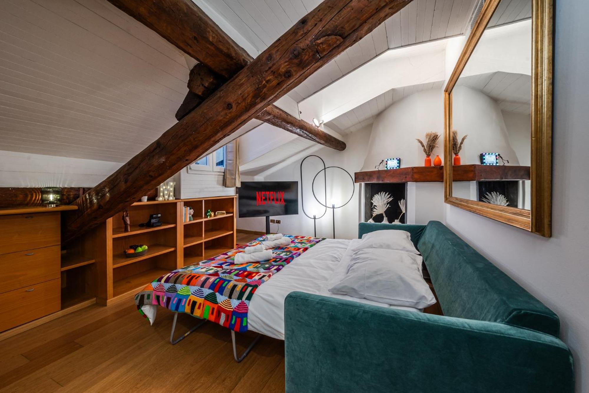 Apartment The Mirror Attic - Moscova Brera Milan